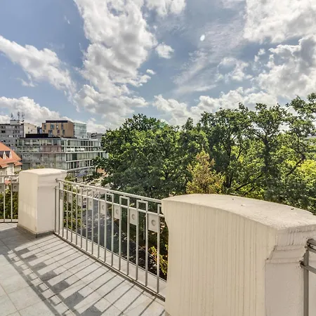 Апартаменты Rentplanet - Powstancow Slaskich Вроцлав