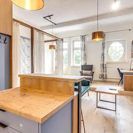Rentplanet - Powstancow Slaskich Apartment