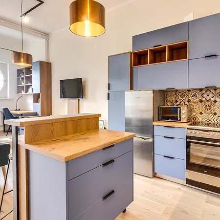 Rentplanet - Powstancow Slaskich Lägenhet Wrocław